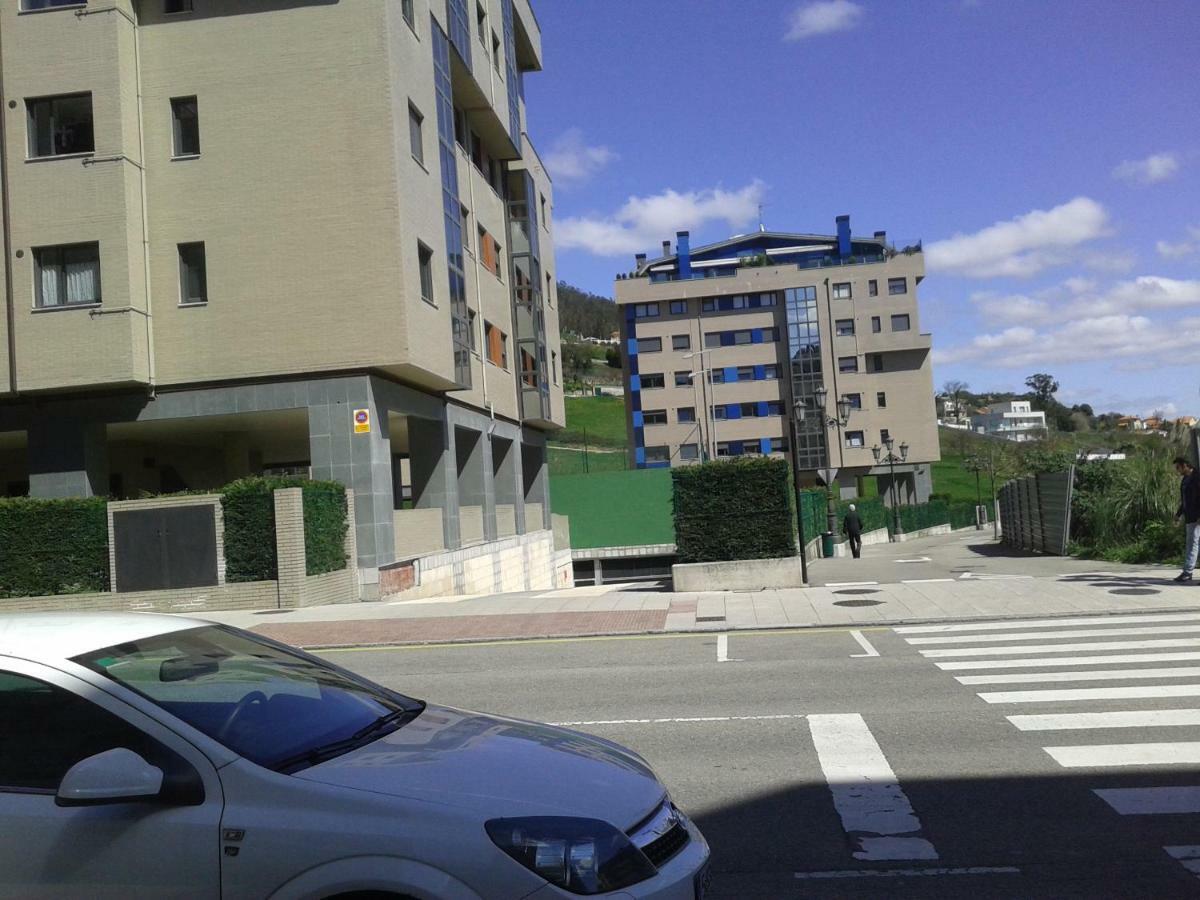 Torre De La Fuente Aprtovistas Piscina Parking Apartment Oviedo Luaran gambar